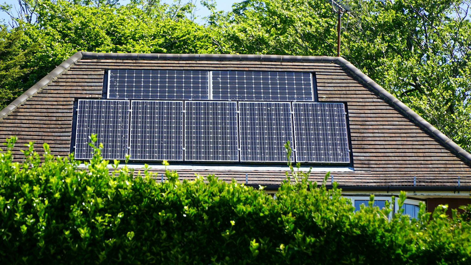 Hệ hybrid 5,04 kWp cho biệt thự Ea Tam