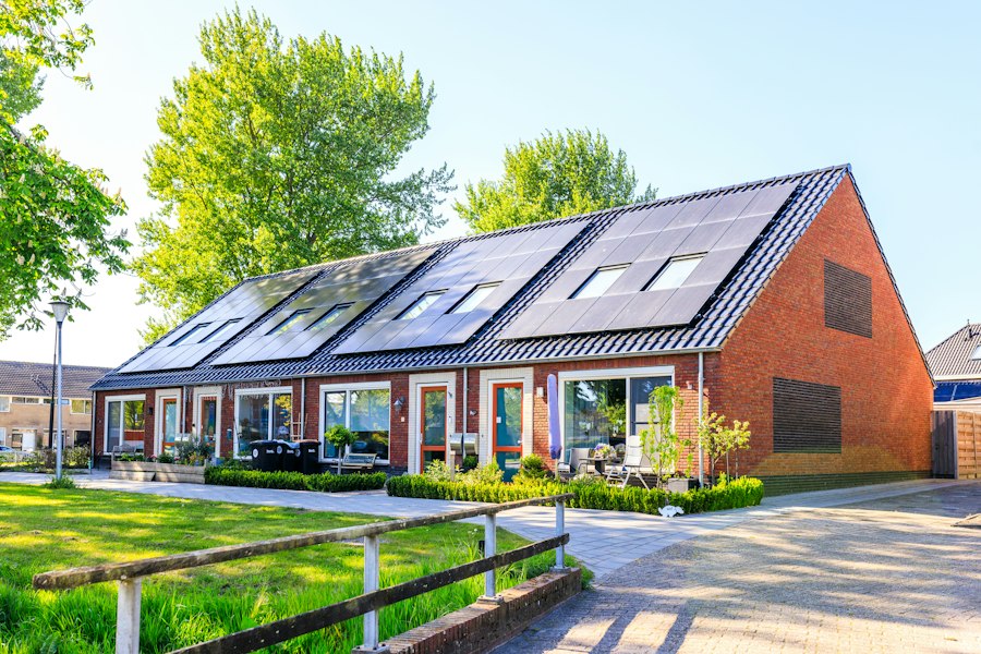 Hệ Hybrid 7,56 kWp – Lưu trữ 10,24 kWh